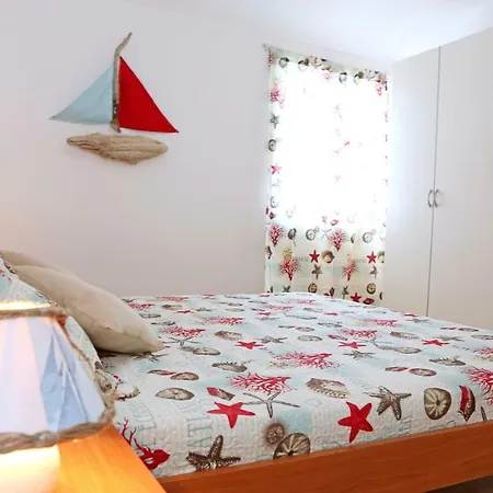 Apartament Capitano Vrsi