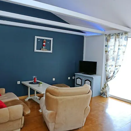 Capitano Apartman Vrsi